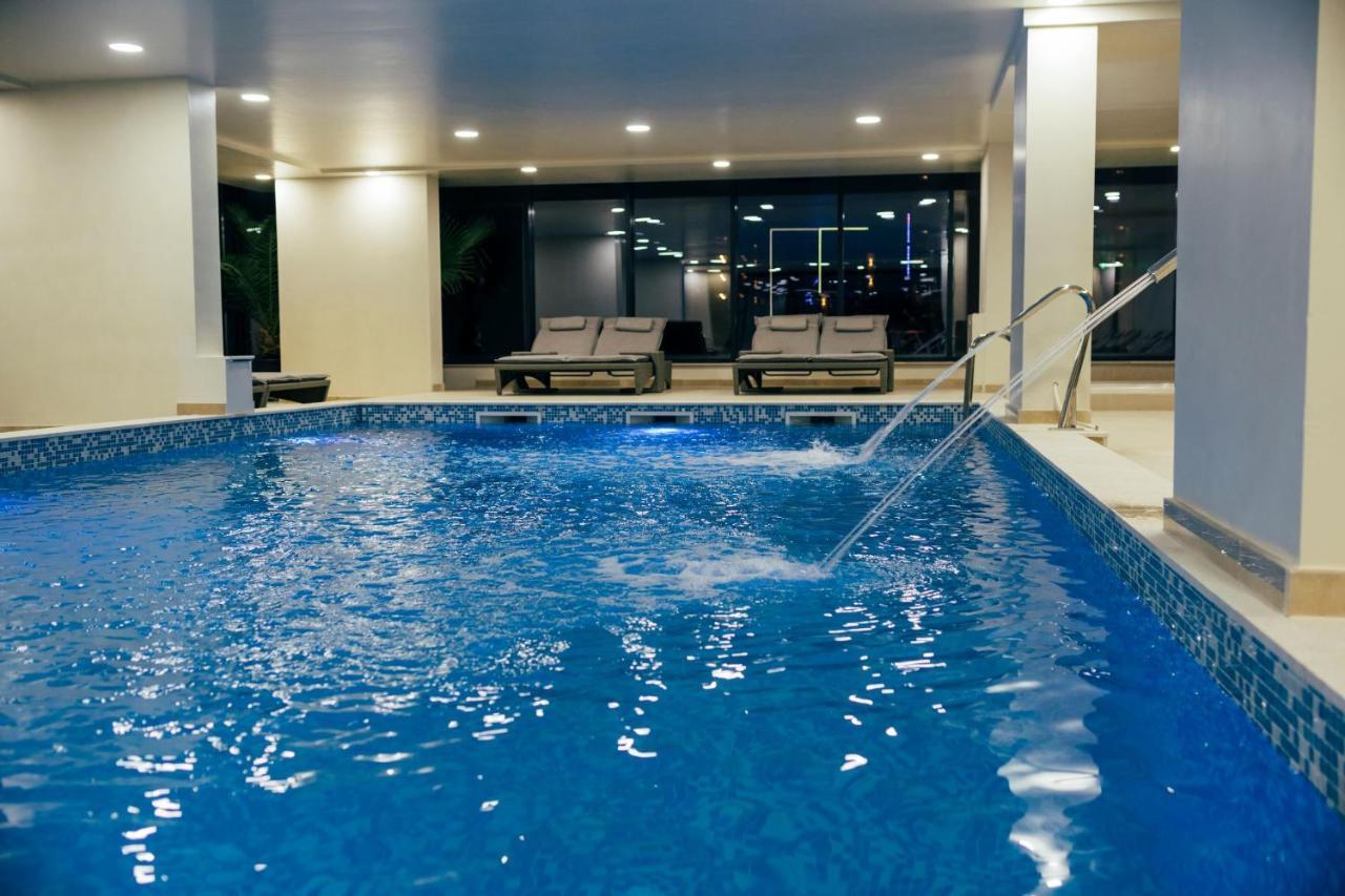 Alezzi Majestic Apartments 115 Navodari Luaran gambar